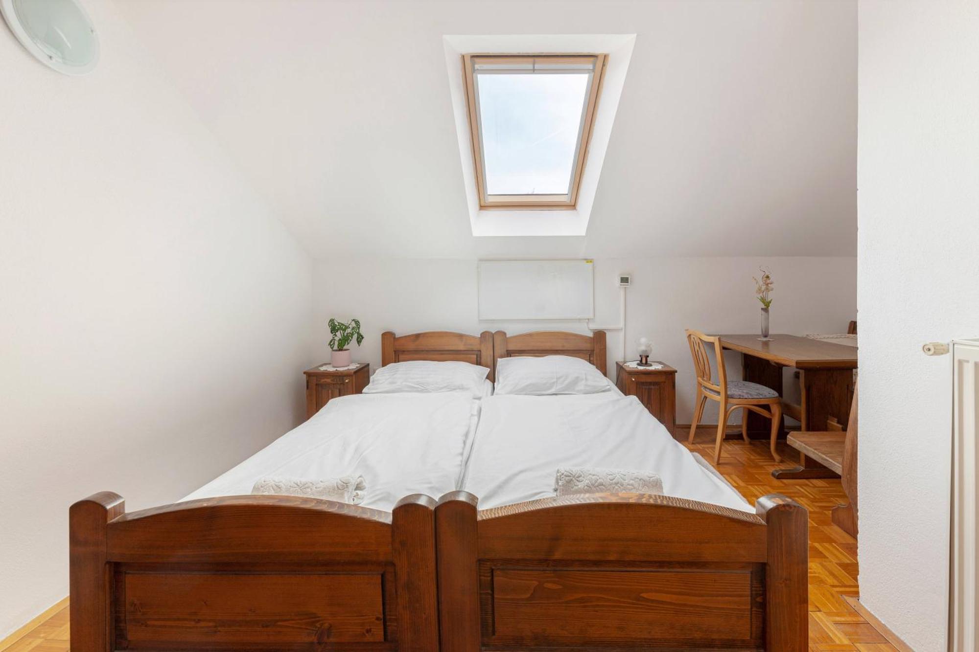 Bed And Breakfast Mili Vrh Kamnik Exterior foto